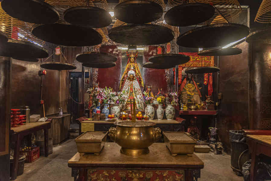 China - Hong Kong 110 - templo de Man Mo 07